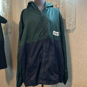 Vintage Walt Disney World nylon rain jacket size XL